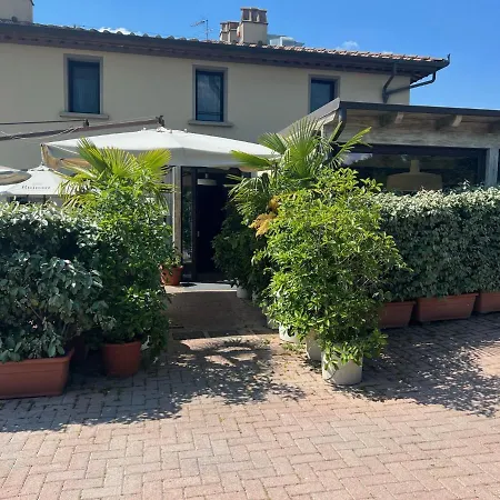 Pensjonat Molo73 Empoli